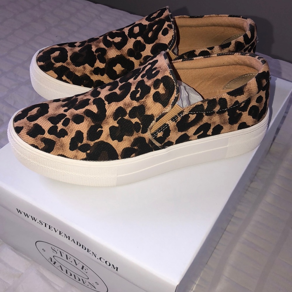 Steve Madden Leopard Gills. NOT FOR SALE DONT BUY